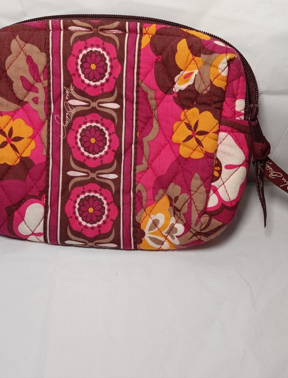 Vera Bradley Hot Pink Floral Quilted Cosmetic Pouch Inside Has Plastic Lining